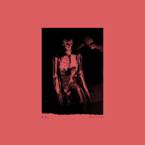 M.B.: Aktivitat - Vinyl