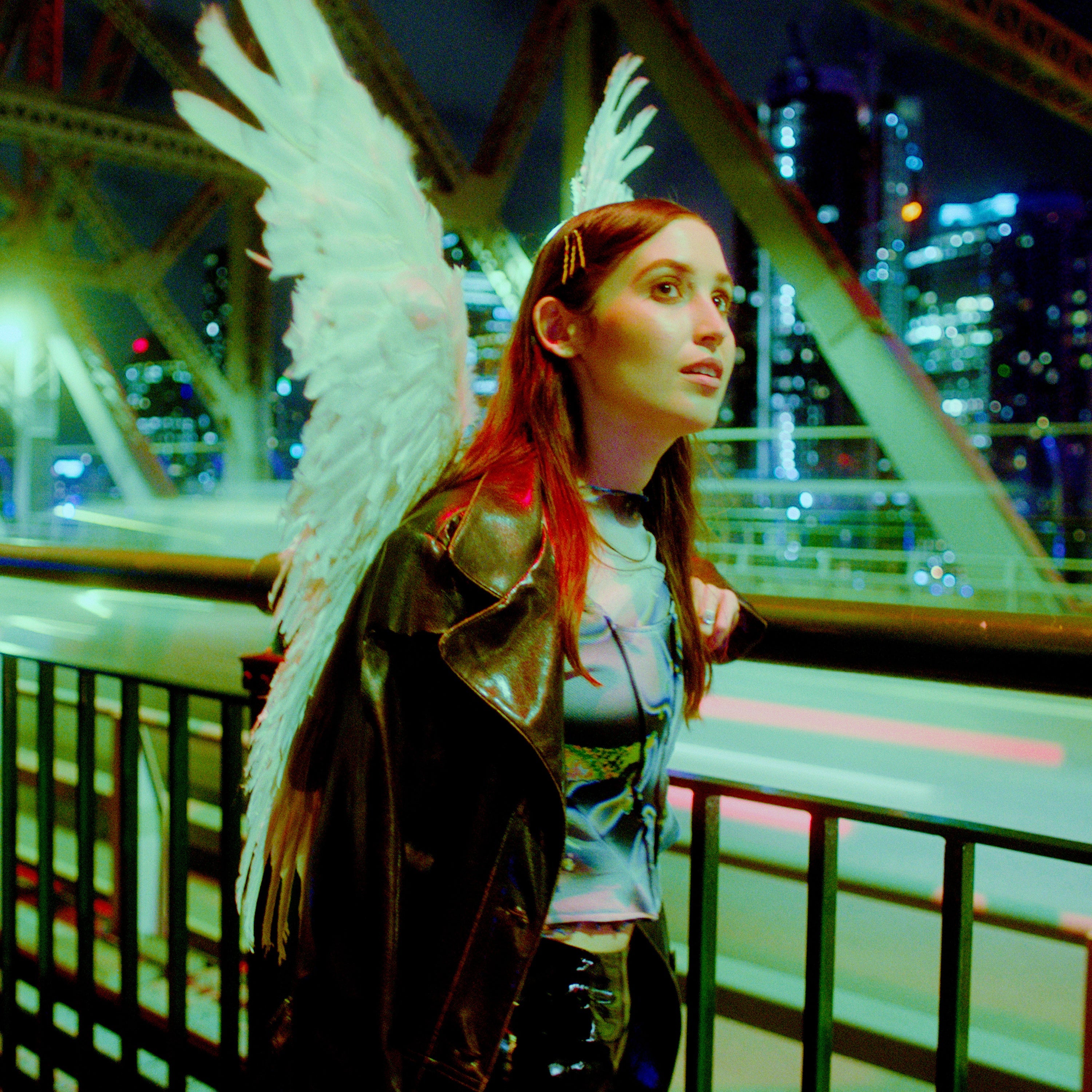 Hatchie - Giving The World Away ( VINYL )